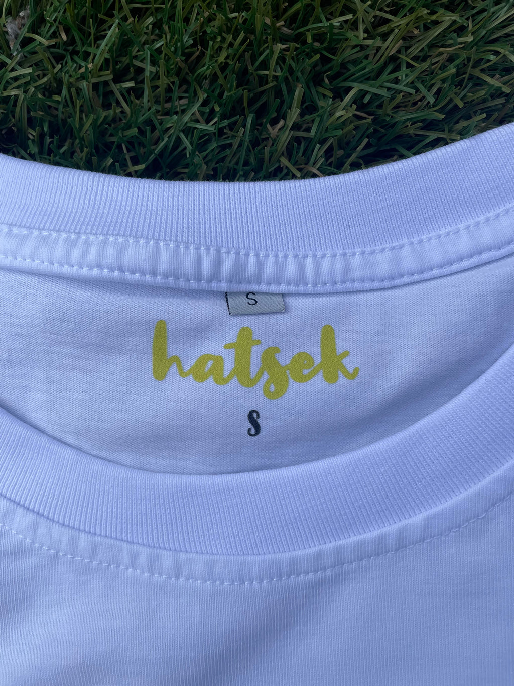 Hatsek Mountains White Oversized Tee